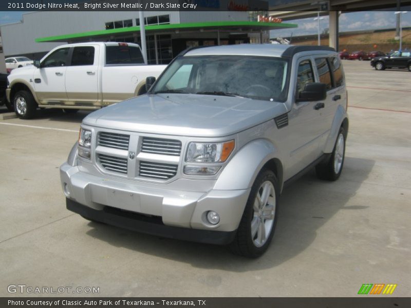 Bright Silver Metallic / Dark Slate Gray 2011 Dodge Nitro Heat