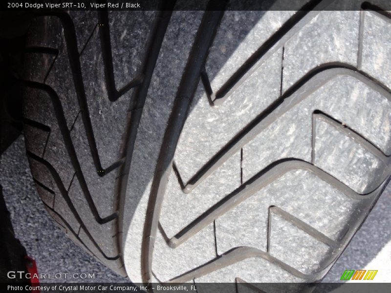 Viper Red / Black 2004 Dodge Viper SRT-10