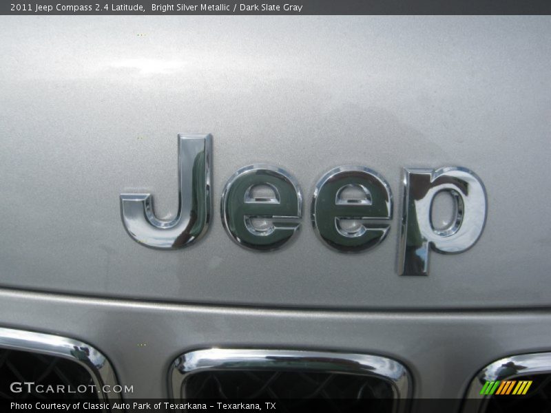 Bright Silver Metallic / Dark Slate Gray 2011 Jeep Compass 2.4 Latitude