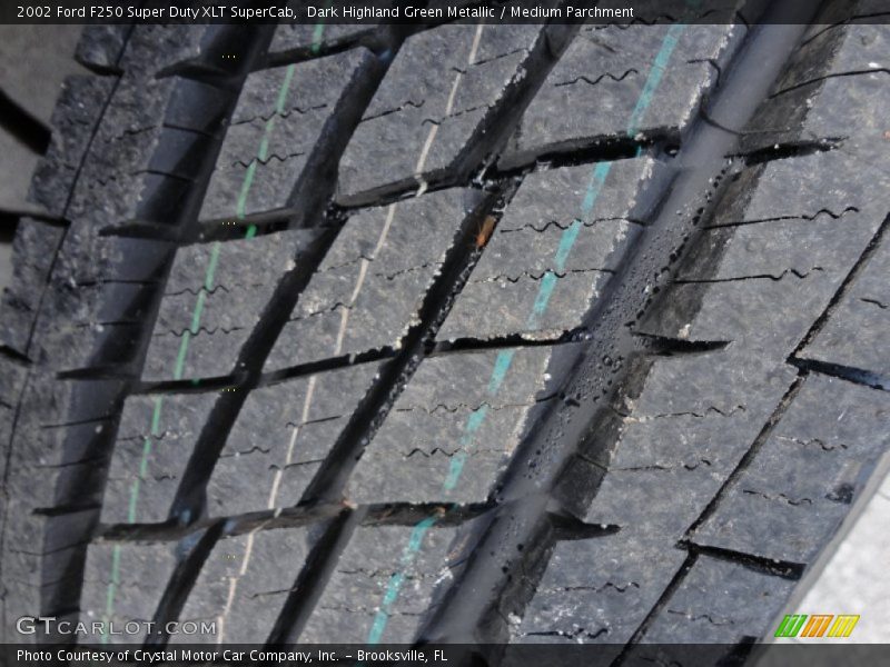 Dark Highland Green Metallic / Medium Parchment 2002 Ford F250 Super Duty XLT SuperCab
