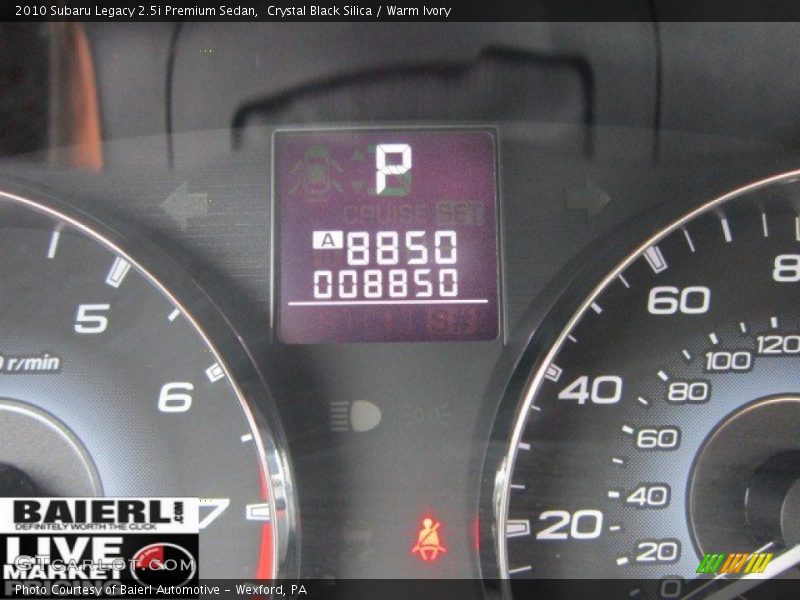Crystal Black Silica / Warm Ivory 2010 Subaru Legacy 2.5i Premium Sedan