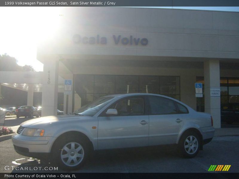 Satin Silver Metallic / Grey 1999 Volkswagen Passat GLS Sedan