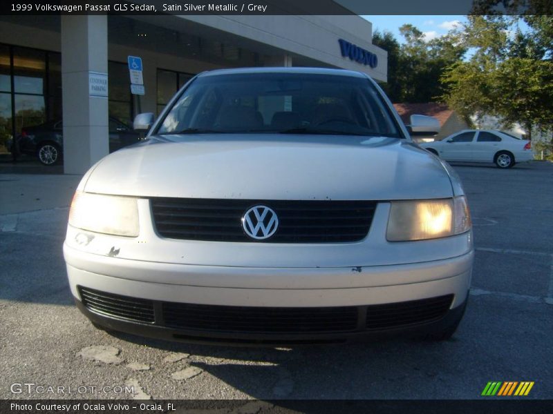 Satin Silver Metallic / Grey 1999 Volkswagen Passat GLS Sedan