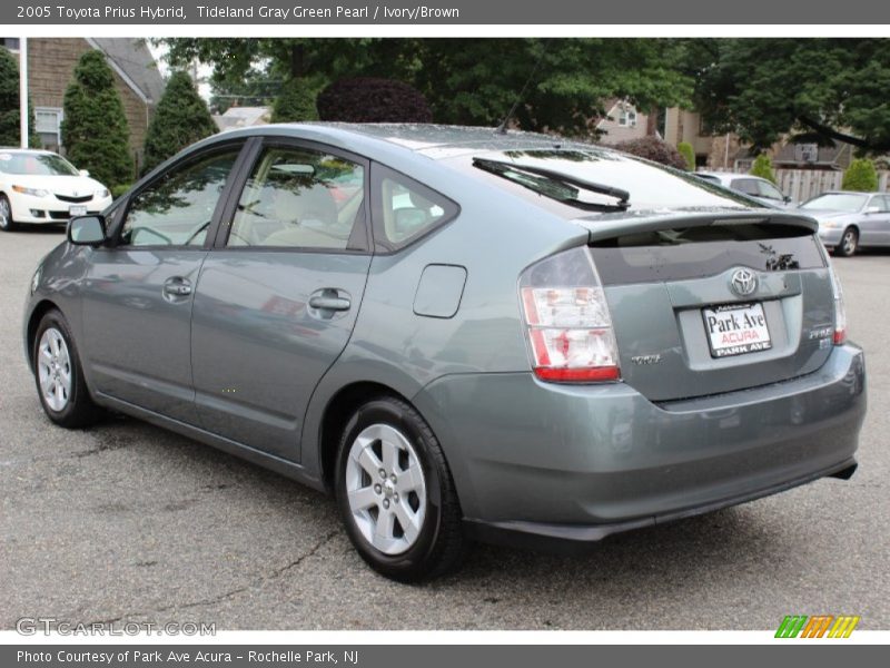 Tideland Gray Green Pearl / Ivory/Brown 2005 Toyota Prius Hybrid