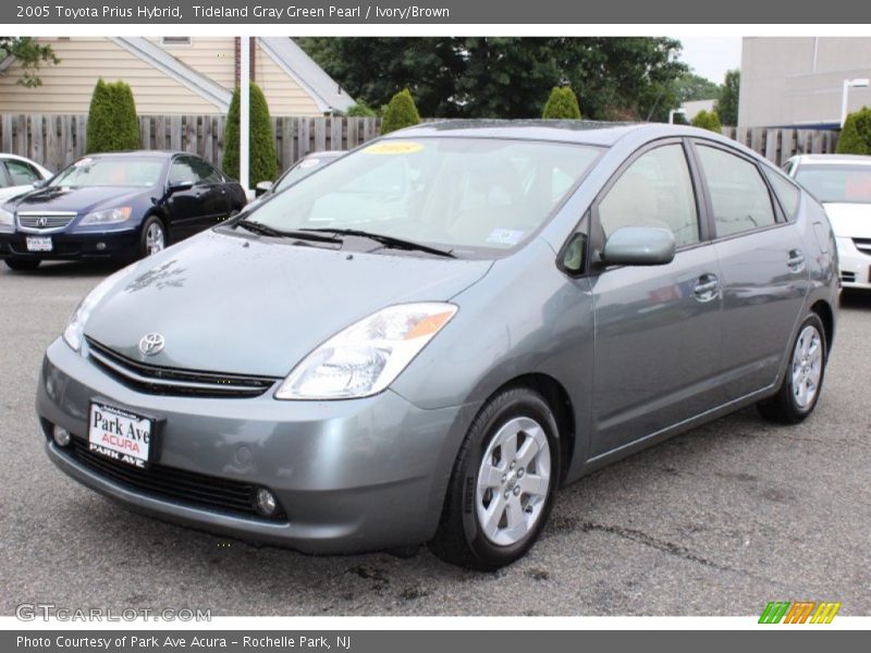 Tideland Gray Green Pearl / Ivory/Brown 2005 Toyota Prius Hybrid