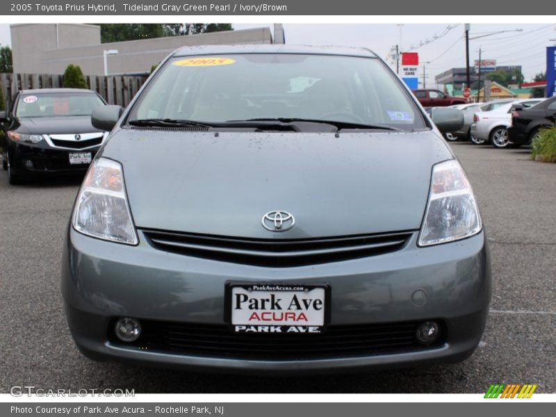 Tideland Gray Green Pearl / Ivory/Brown 2005 Toyota Prius Hybrid