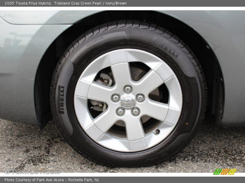 Tideland Gray Green Pearl / Ivory/Brown 2005 Toyota Prius Hybrid