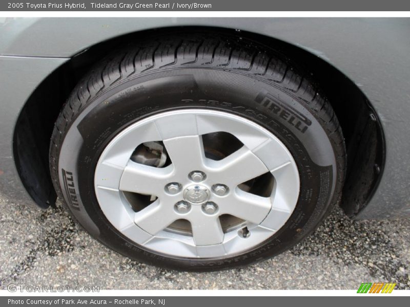 Tideland Gray Green Pearl / Ivory/Brown 2005 Toyota Prius Hybrid