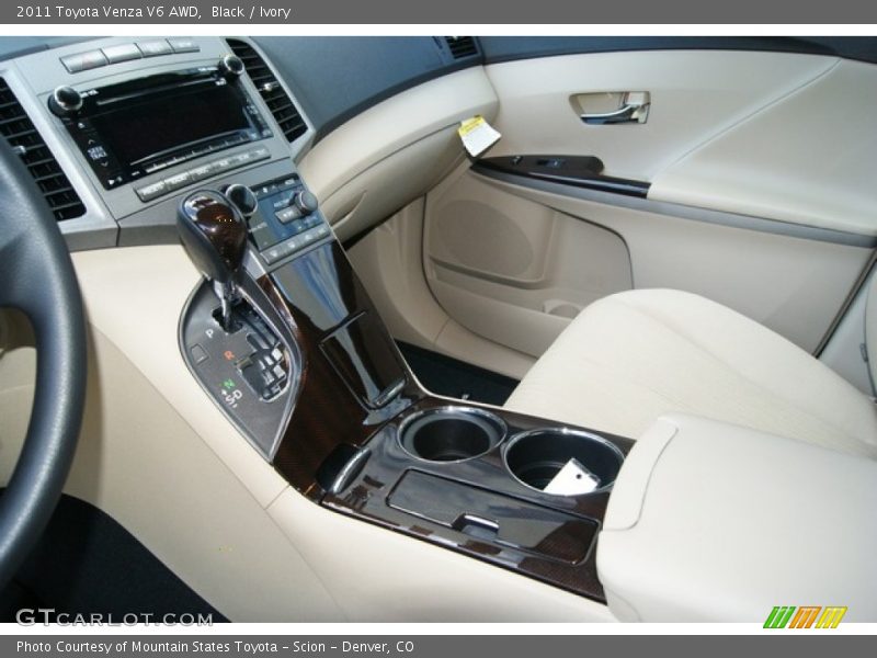 Black / Ivory 2011 Toyota Venza V6 AWD