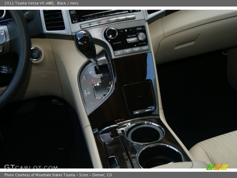 Black / Ivory 2011 Toyota Venza V6 AWD