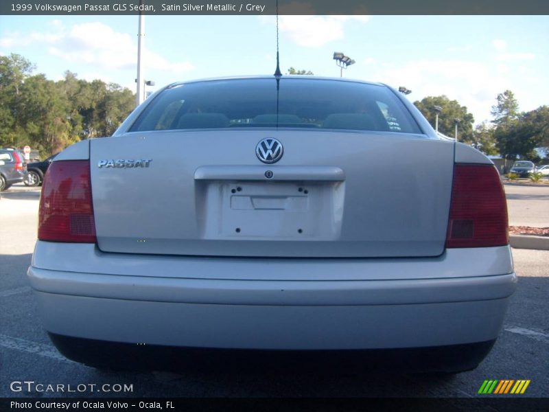 Satin Silver Metallic / Grey 1999 Volkswagen Passat GLS Sedan