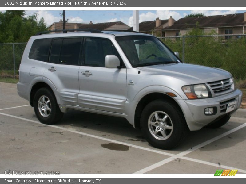 Munich Silver Metallic / Black 2002 Mitsubishi Montero Limited 4x4