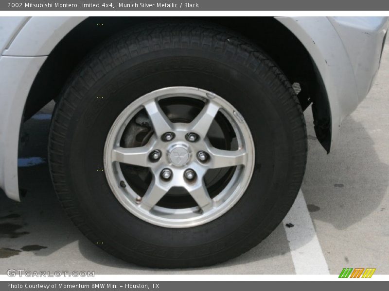 Munich Silver Metallic / Black 2002 Mitsubishi Montero Limited 4x4