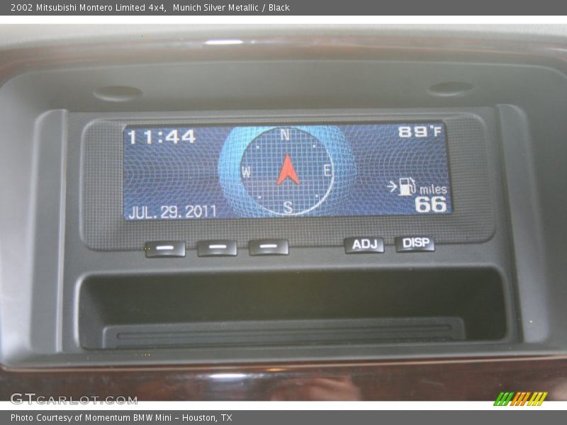 Munich Silver Metallic / Black 2002 Mitsubishi Montero Limited 4x4