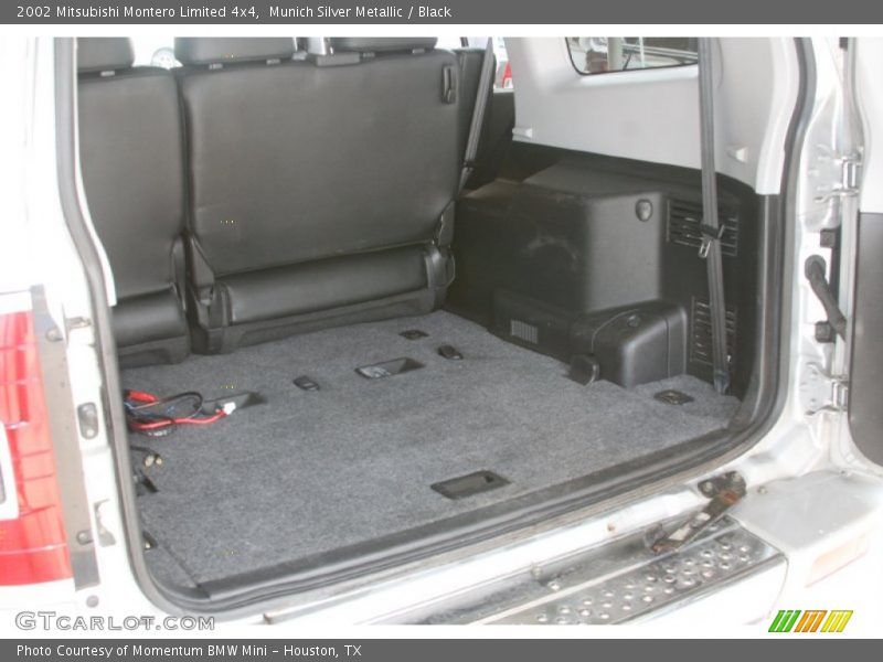 Munich Silver Metallic / Black 2002 Mitsubishi Montero Limited 4x4