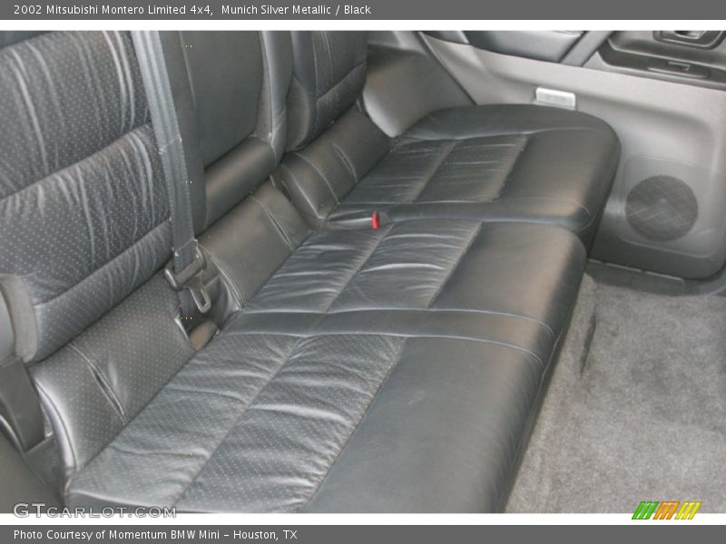 Munich Silver Metallic / Black 2002 Mitsubishi Montero Limited 4x4