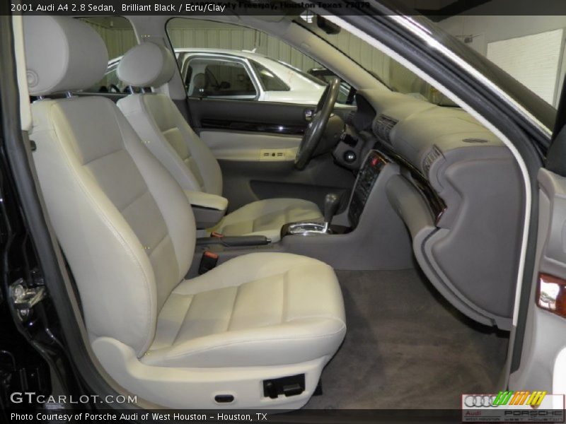  2001 A4 2.8 Sedan Ecru/Clay Interior