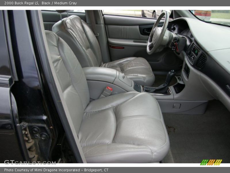 Black / Medium Gray 2000 Buick Regal LS
