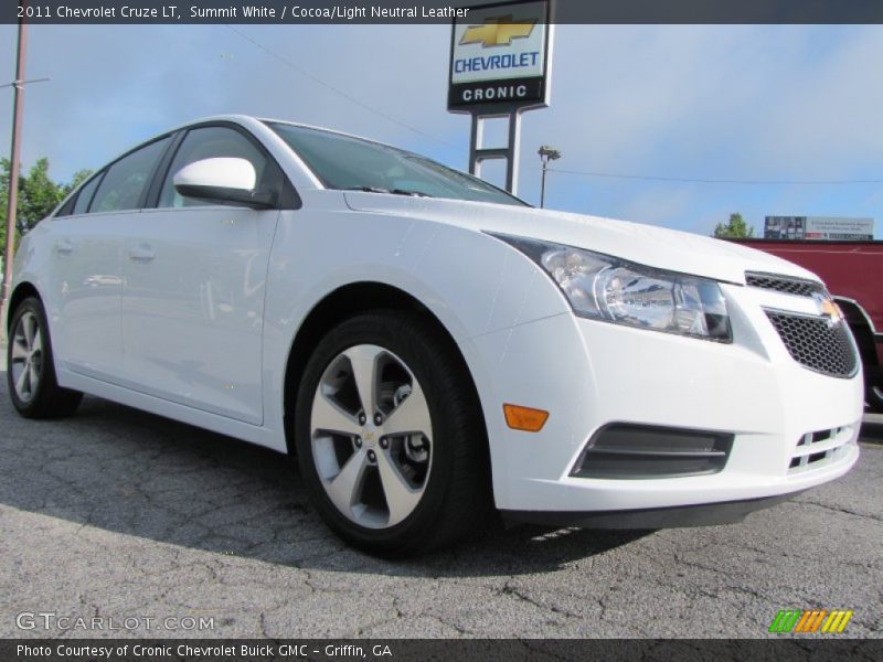 Summit White / Cocoa/Light Neutral Leather 2011 Chevrolet Cruze LT