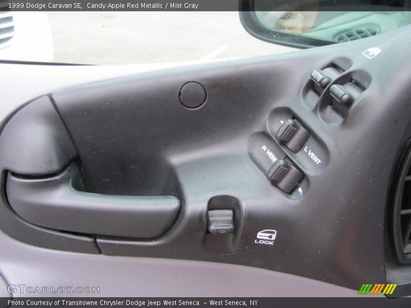 Controls of 1999 Caravan SE
