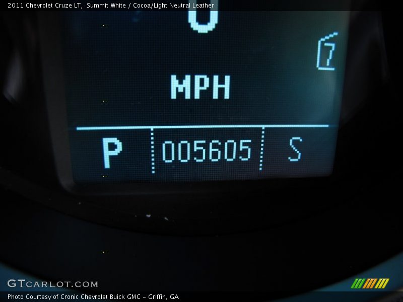 Summit White / Cocoa/Light Neutral Leather 2011 Chevrolet Cruze LT