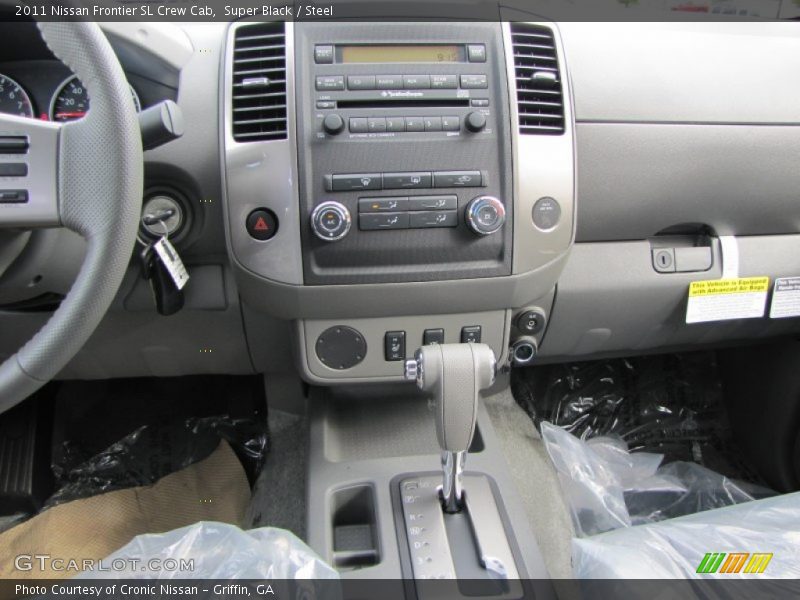 Super Black / Steel 2011 Nissan Frontier SL Crew Cab