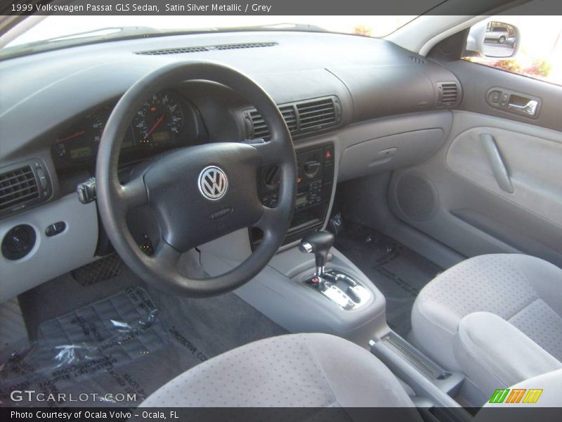 Satin Silver Metallic / Grey 1999 Volkswagen Passat GLS Sedan