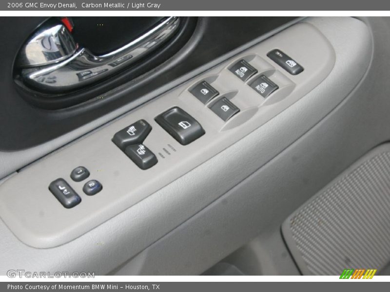Controls of 2006 Envoy Denali