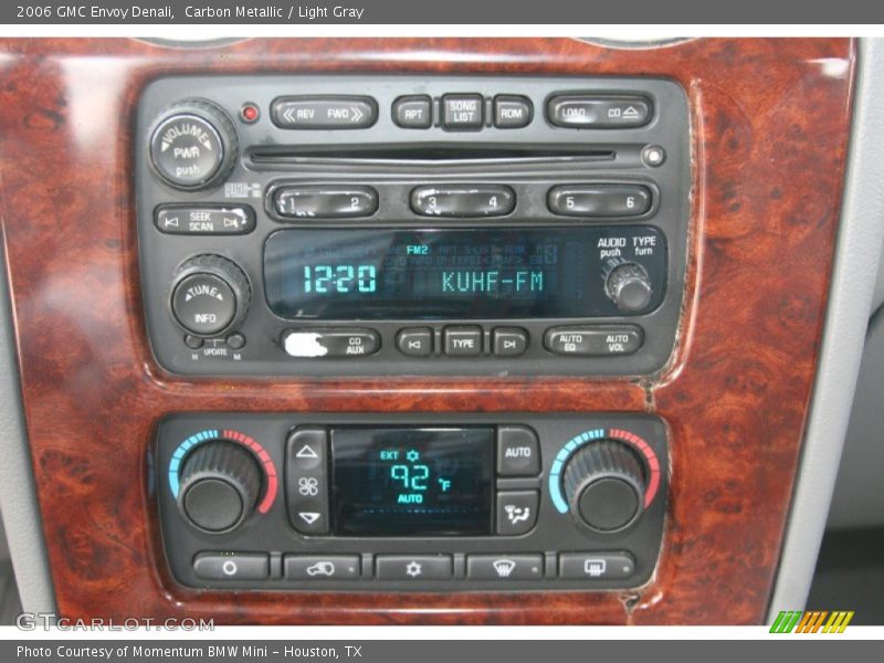 Controls of 2006 Envoy Denali