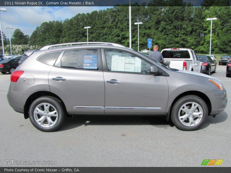 Gotham Gray Metallic / Black 2011 Nissan Rogue SV