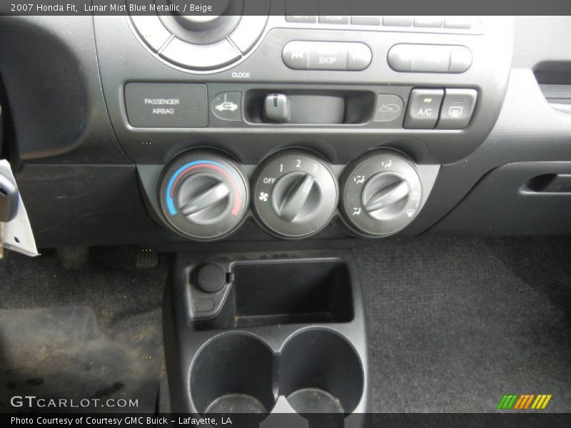 Controls of 2007 Fit 