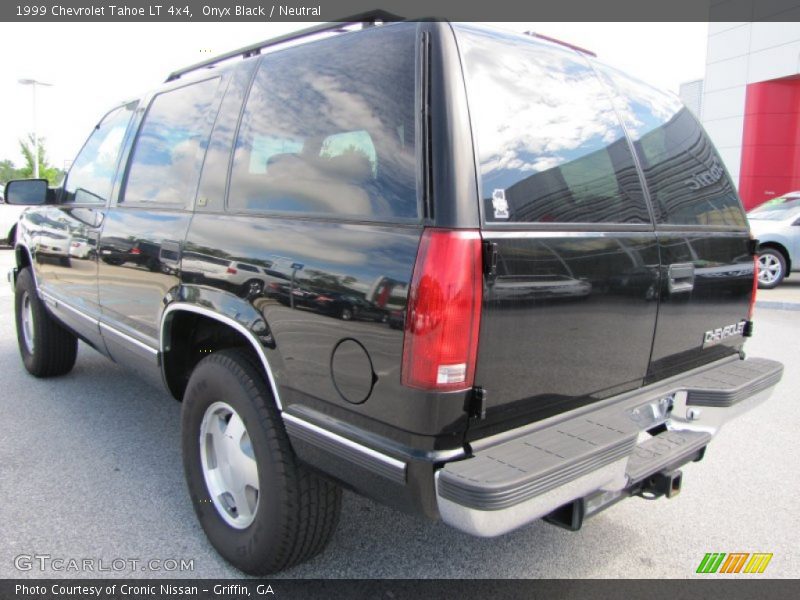 Onyx Black / Neutral 1999 Chevrolet Tahoe LT 4x4