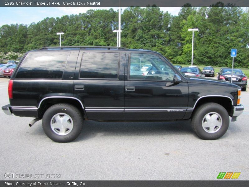 Onyx Black / Neutral 1999 Chevrolet Tahoe LT 4x4