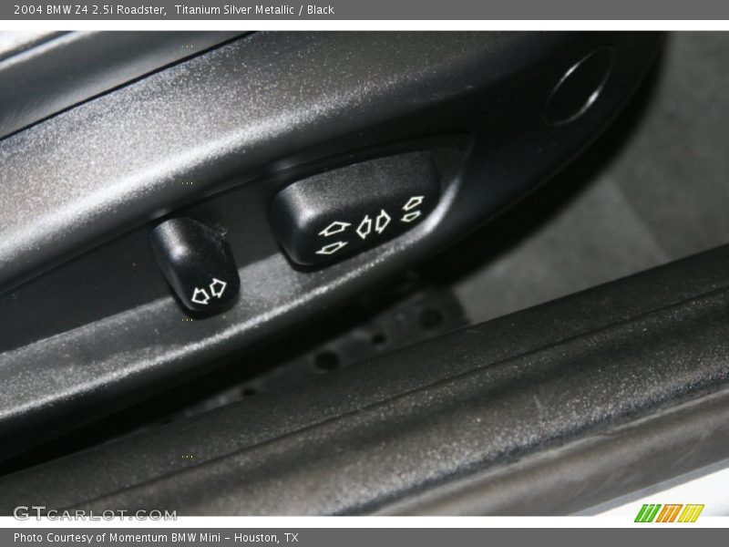 Titanium Silver Metallic / Black 2004 BMW Z4 2.5i Roadster