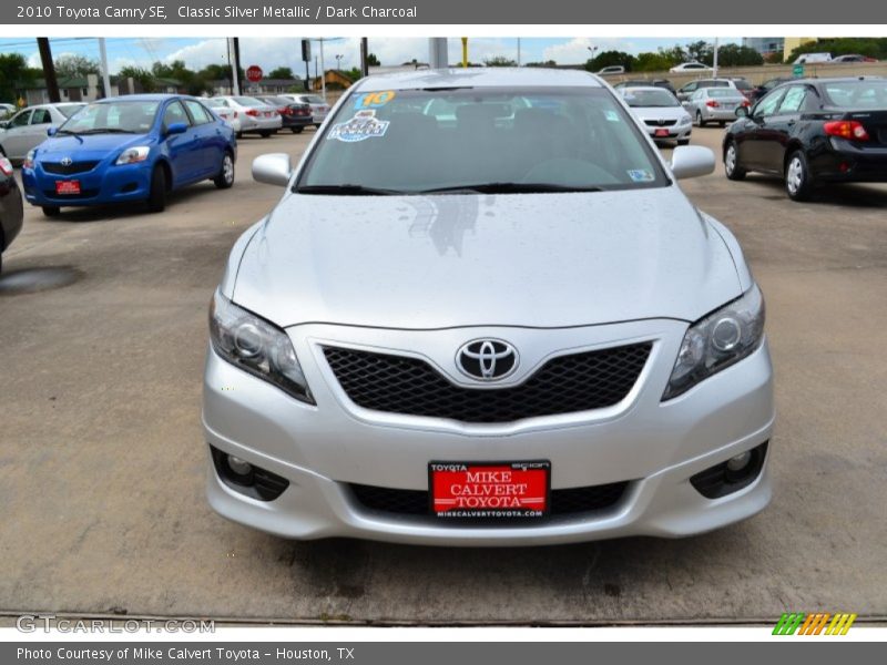 Classic Silver Metallic / Dark Charcoal 2010 Toyota Camry SE