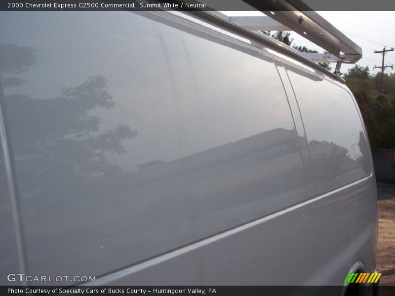 Summit White / Neutral 2000 Chevrolet Express G2500 Commercial