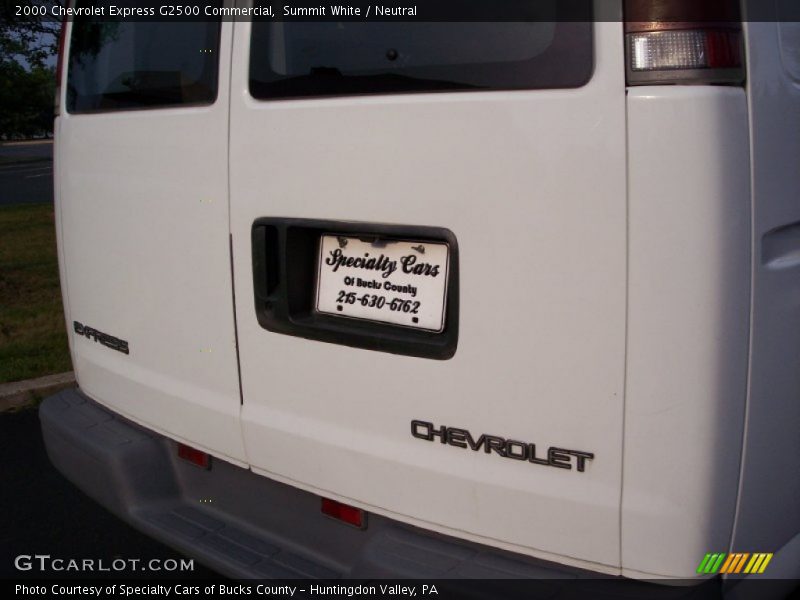 Summit White / Neutral 2000 Chevrolet Express G2500 Commercial