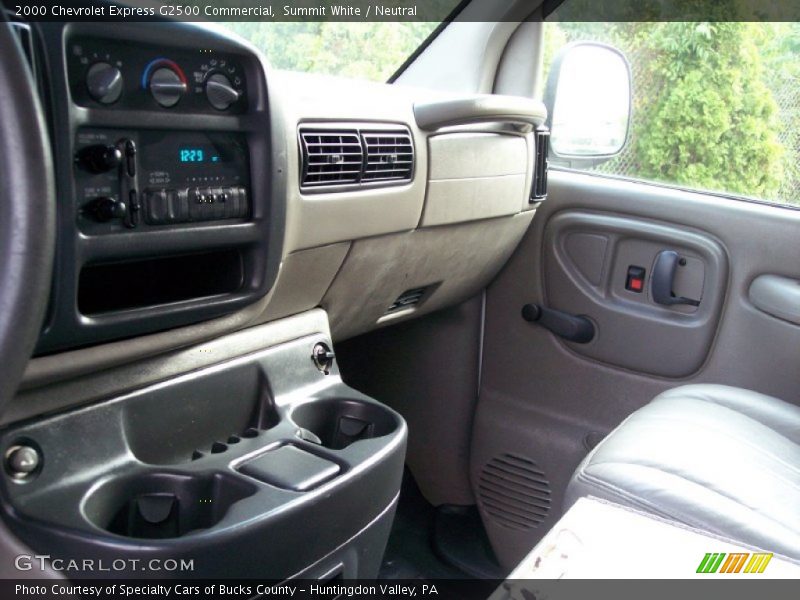 Summit White / Neutral 2000 Chevrolet Express G2500 Commercial