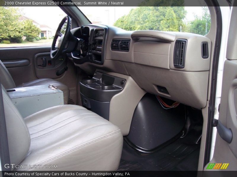 Summit White / Neutral 2000 Chevrolet Express G2500 Commercial