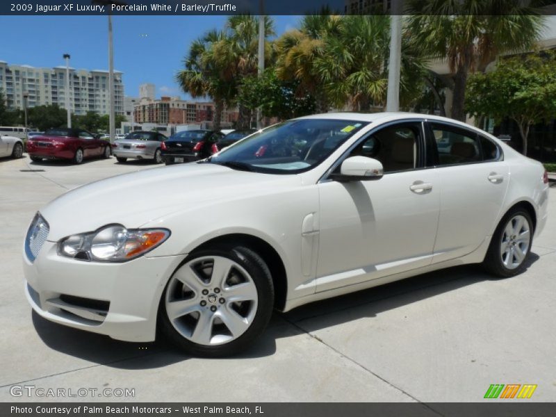 Porcelain White / Barley/Truffle 2009 Jaguar XF Luxury