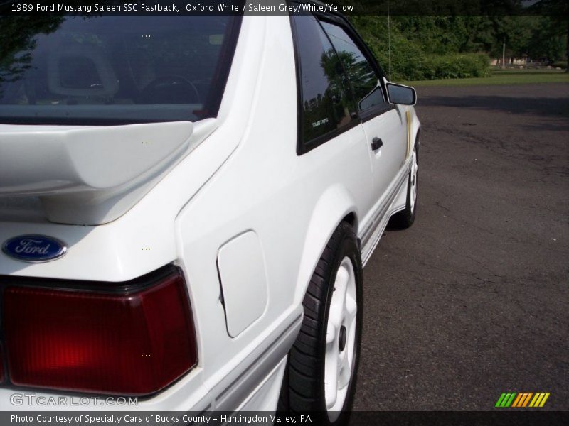 Oxford White / Saleen Grey/White/Yellow 1989 Ford Mustang Saleen SSC Fastback