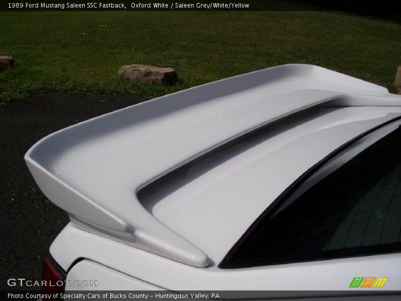 Oxford White / Saleen Grey/White/Yellow 1989 Ford Mustang Saleen SSC Fastback