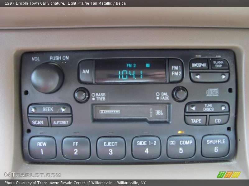 Controls of 1997 Town Car Signature