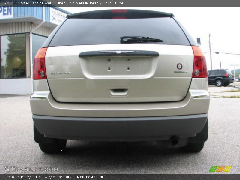 Linen Gold Metallic Pearl / Light Taupe 2005 Chrysler Pacifica AWD