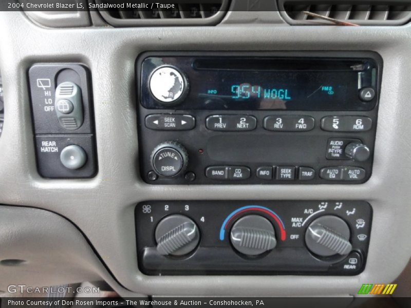 Sandalwood Metallic / Taupe 2004 Chevrolet Blazer LS