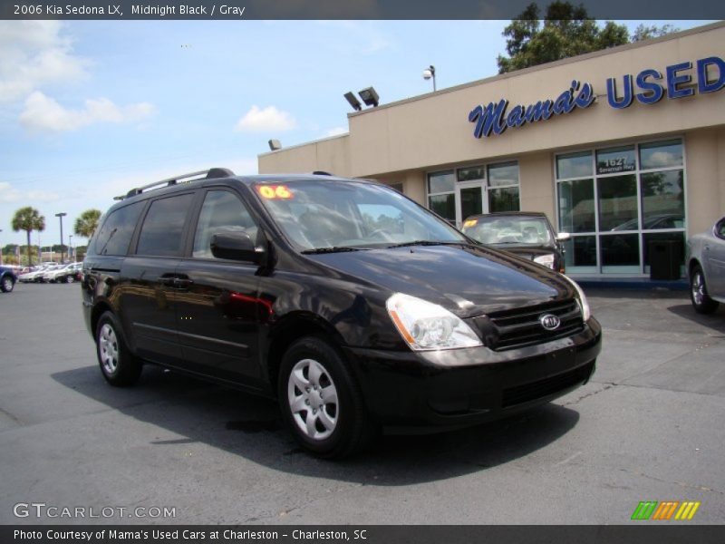 Midnight Black / Gray 2006 Kia Sedona LX