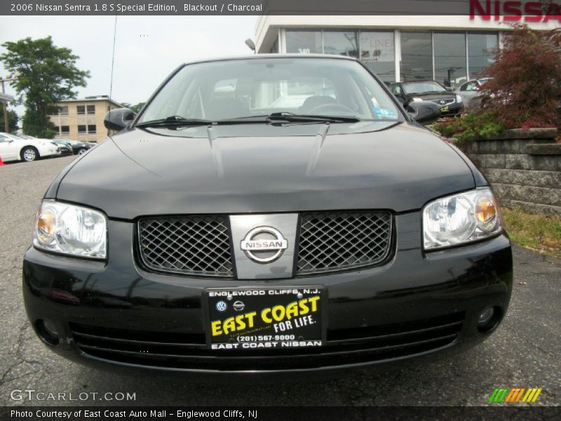 Blackout / Charcoal 2006 Nissan Sentra 1.8 S Special Edition