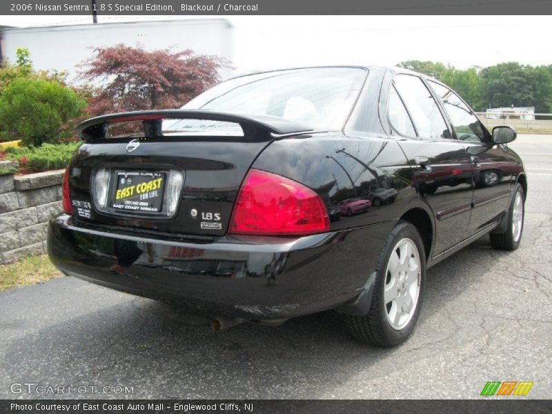 Blackout / Charcoal 2006 Nissan Sentra 1.8 S Special Edition