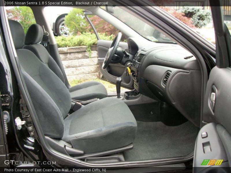Blackout / Charcoal 2006 Nissan Sentra 1.8 S Special Edition
