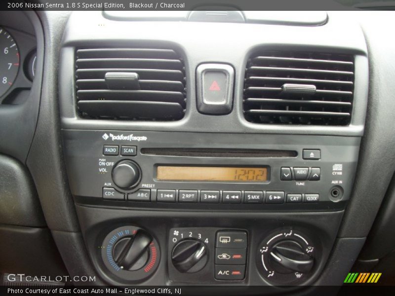 Blackout / Charcoal 2006 Nissan Sentra 1.8 S Special Edition
